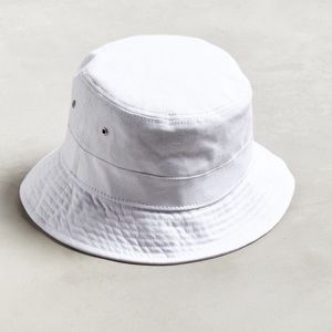 NEW UO BUCKET HAT
